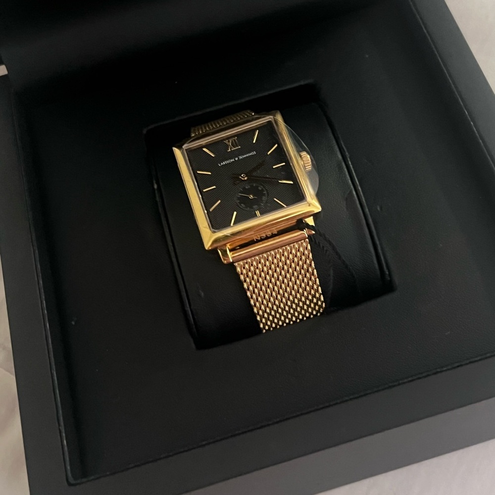 Larson & Jennings Gold Milanese Chain Watch